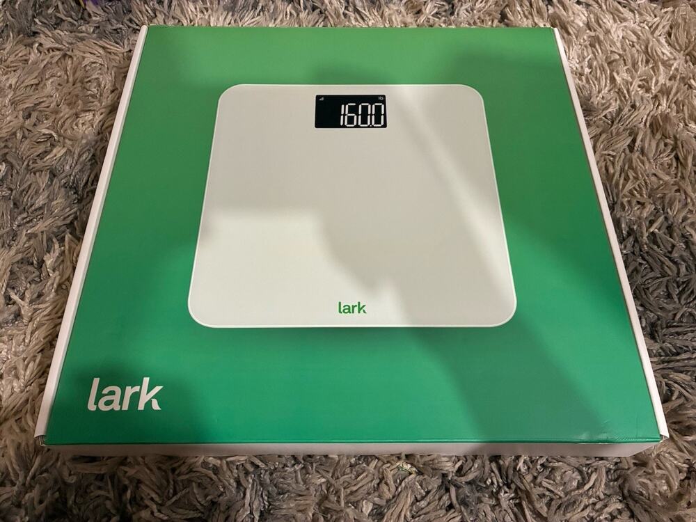 Lark Digital Cellular Weight Scale - White - NEW